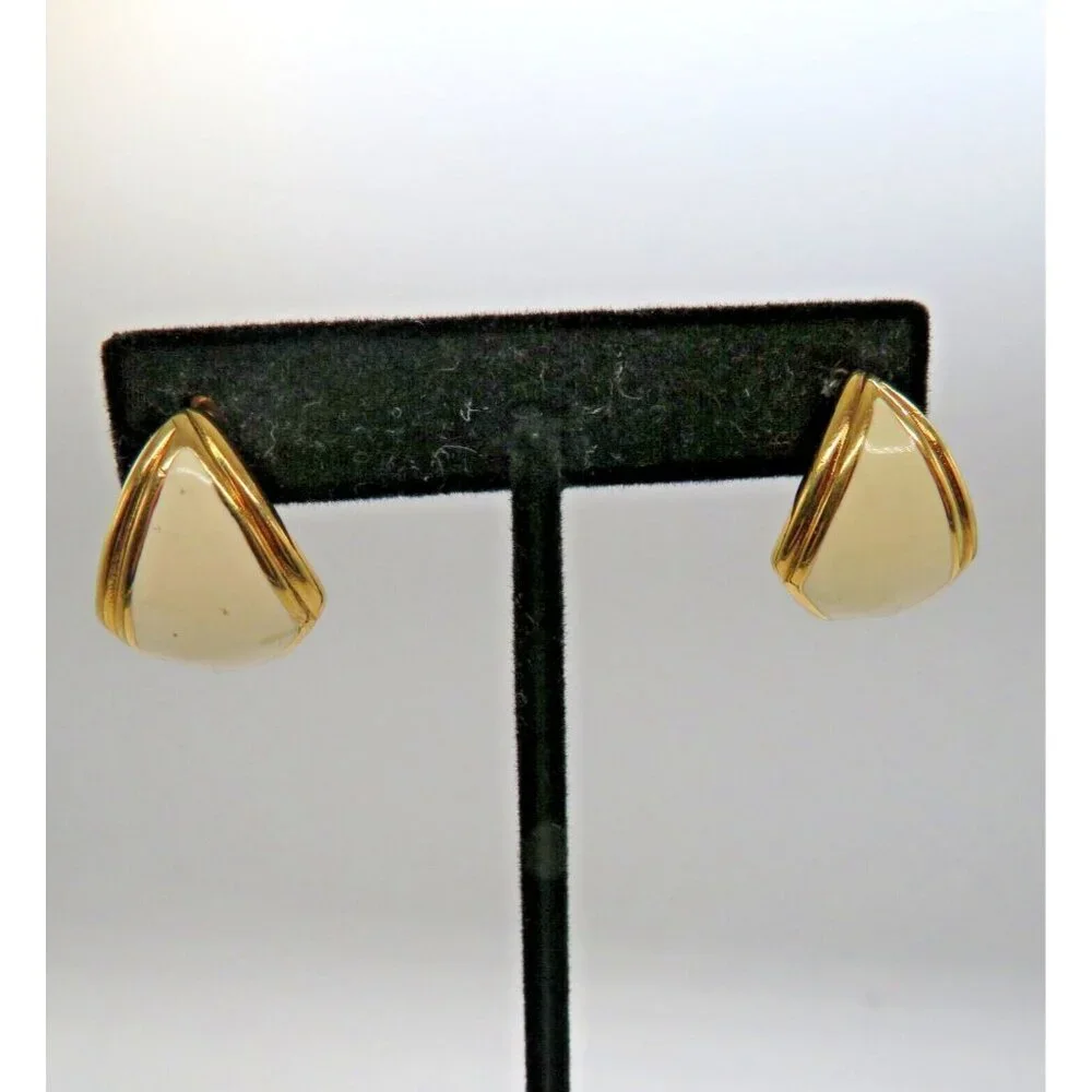 Monet‎ Earrings Womens Pierced Huggers White Enamel Gold Tone Vintage